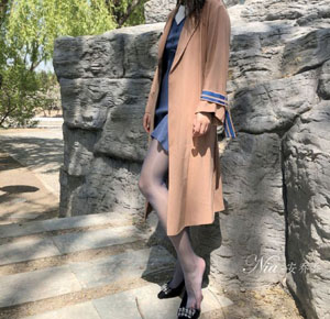 插下面的视频_国产剧动漫免费观看