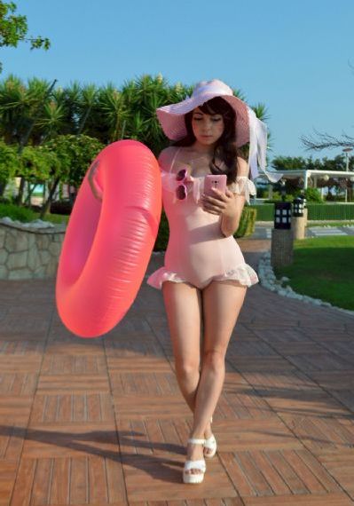 夏洛特_BD电影完整版在线观看